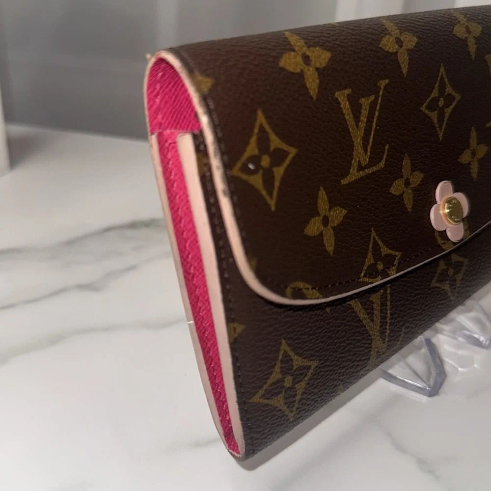 Louis Vuitton Bloom Wallet